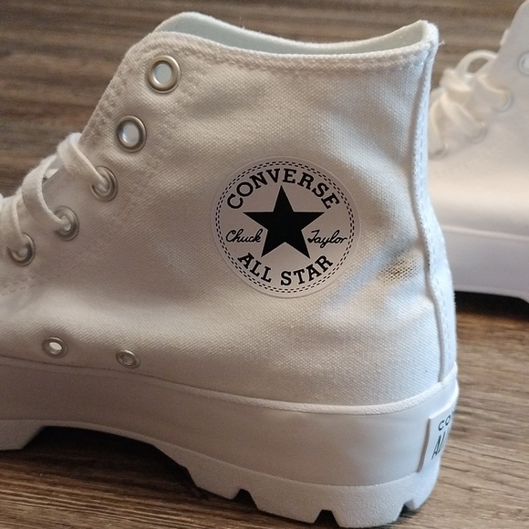WOMEN'S CONVERSE CHUCK TAYLOR ALL STAR LUGGED PLATFORM SNEAKERS White Size 10 - Picture 4 of 4
